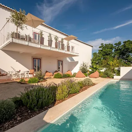 Danna Portuguese Design House Porta 11 * Tavira