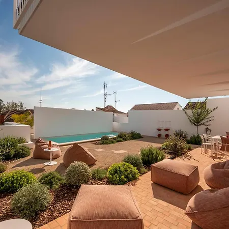 Danna Portuguese Design House Porta 11 * Tavira