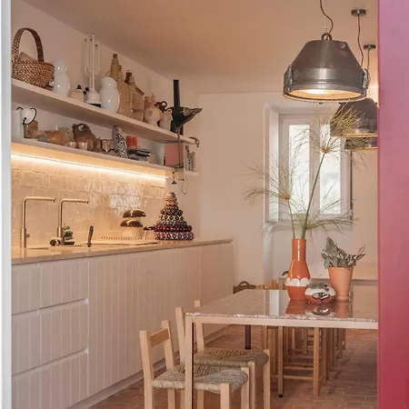 Danna Portuguese Design House Porta 11